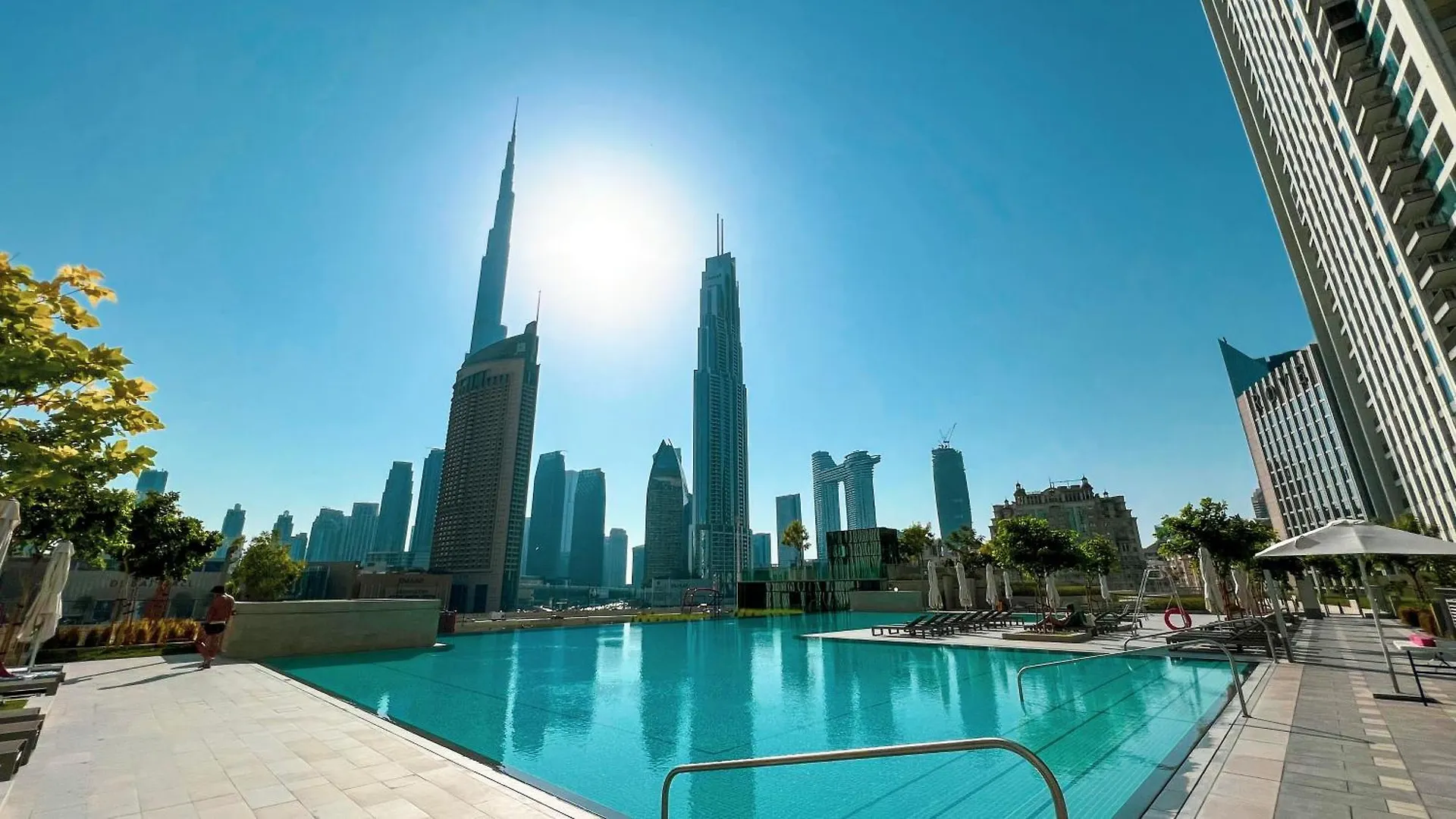 Dubai Mall Connected! Amazing Burj Khalifa View! Excellent Pool & Gym Access!